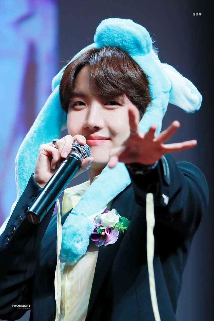 j-hope  #BTSARMY  #BestFanArmy  #iHeartAwards  @BTS_twt