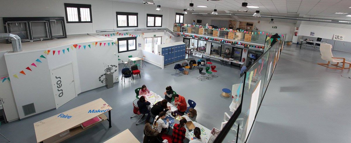  Upcoming  #MakersMobility &  #ResidencyMakers:  @FabLabLeon, Spain  Throughout the  @FabFndn they take part to programs such as  #FabAcademy and  @fabricademy. Applications for 2022 cycle will be open in Sept 2021Documentation on  @MakerTour:  https://www.makertour.fr/workshops/fablab-leon#engage