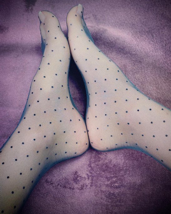 Isn&rsquo;t this the perfect place to put your cock through? https://t.co/B3X3i5LLRJ<a href="/tag/stockings"class="tags"><span>#stockings</span></a><a href="/tag/pov"class="tags"><span>#pov</span></a><a href="/tag/footjob"class="tags"><span>#footjob</span></a><a href="/tag/amateur"class="tags"><span>#amateur</span></a><a href="/tag/cumonfeet"class="tags"><span>#cumonfeet</span></a>