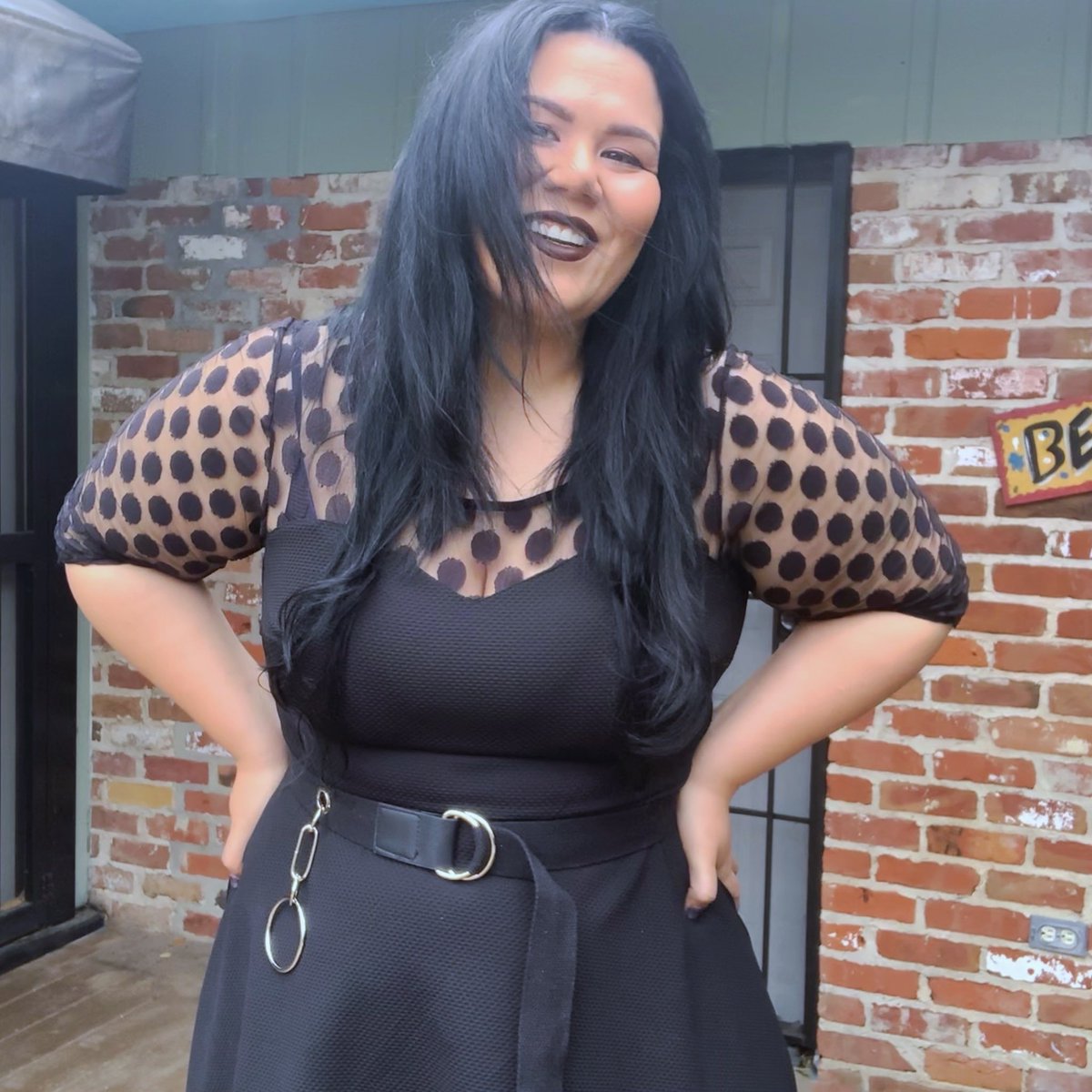 FayetteLaRive's tweet photo. My older sister asked are you goth now? I’m like no but I can be lol I’m just experimenting with my style while bored in quarantine. https://t.co/8ffmhRzniy