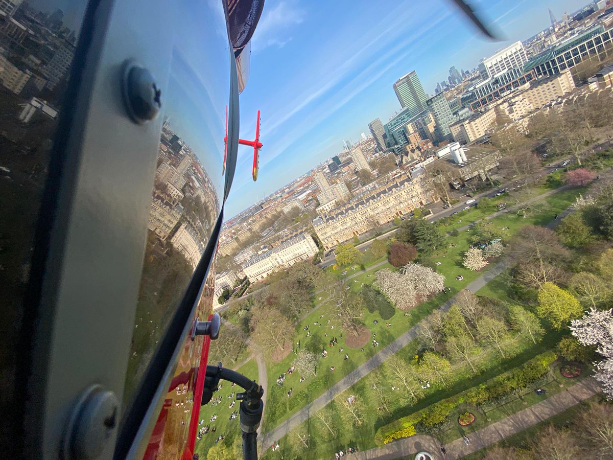 LDNairamb's tweet image. Our helicopter often circles above green spaces to find a safe landing site as close to the patient as possible. If you are in a park enjoying a picnic or an afternoon with friends this weekend, please help our pilots by moving elsewhere, if asked.