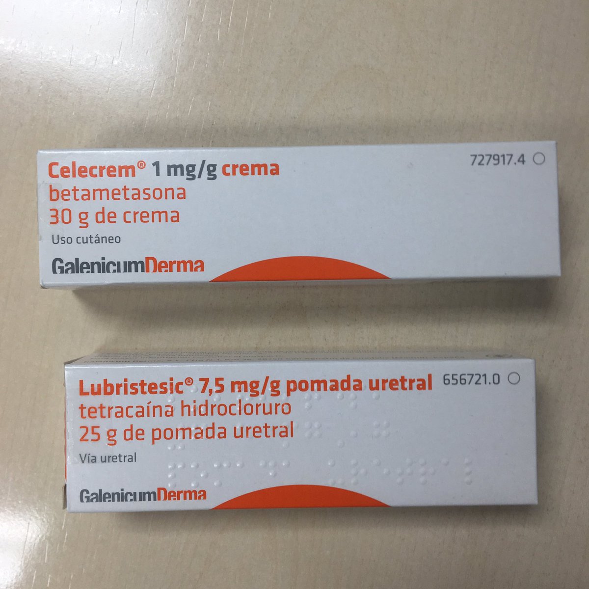 #isoapariencia <a href="/StopErroresMed/">STOP Errores de Medicación</a> <a href="/AEMPSGOB/">AEMPS</a>