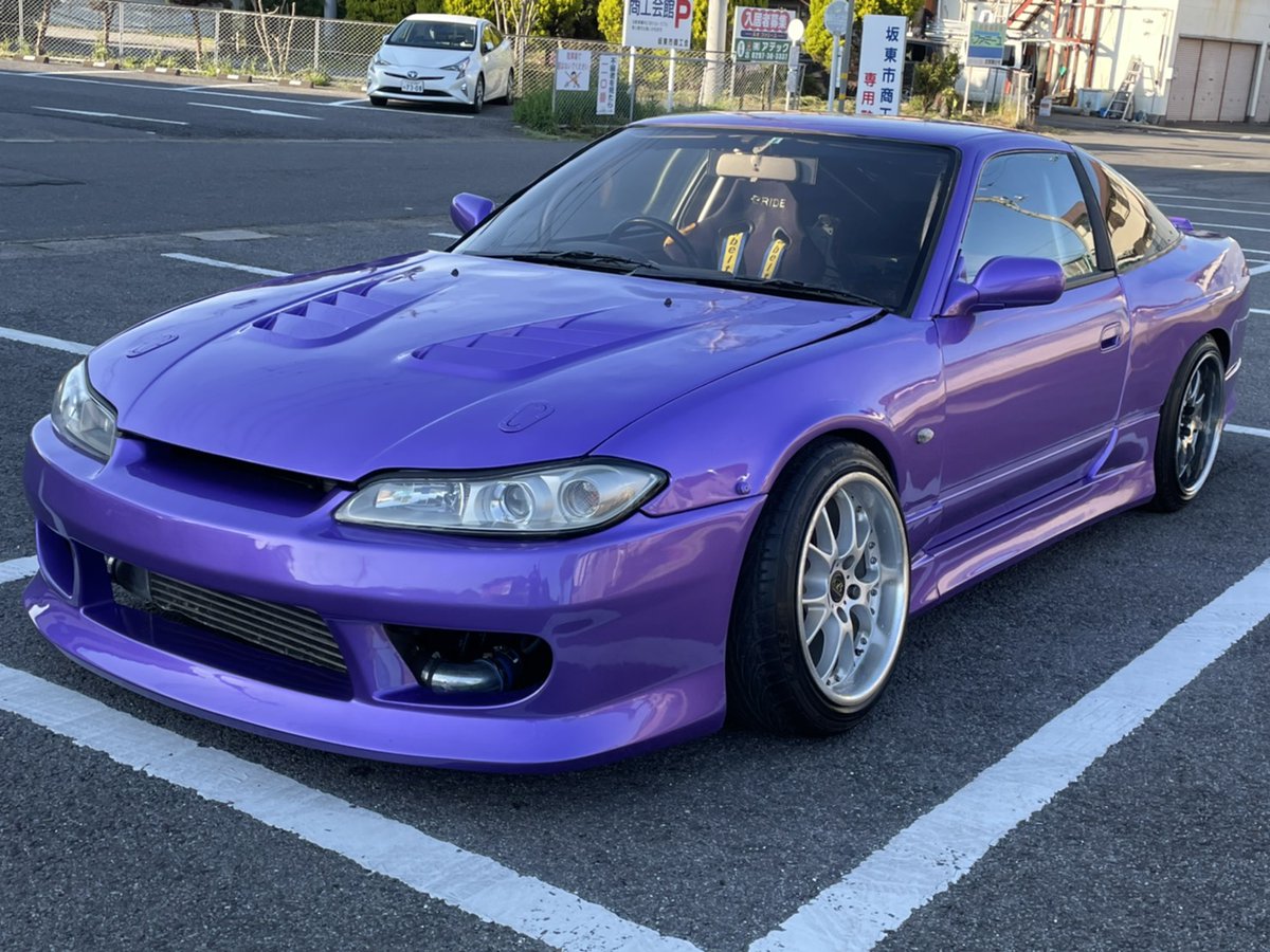mikeracing311's tweet photo. ニッサン　180SXフェイスS15　
H3/3　車検なし　
走行距離→150,000km
☆コンピューターパワーFC
☆タービンHKS GTRS
☆社外エキマニ
☆社外フロントパイプ
☆550cc サードインジェクター
☆メタルヘットガスケット
☆社外アルミオイルパン
☆オイルキャッチタンク
☆アルミラジエーター https://t.co/AJB19vUGOY