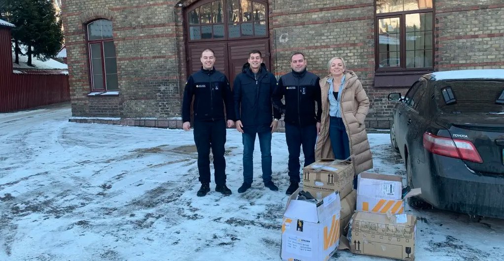 <a href="/stalsen_gloves/">STALSEN</a> have been donated to emergency services in Ukraine by our local partner <a href="/ImpactUkraine/">Impact Ukraine NGO</a> 🧡
Read the full story easst.co.uk/stalsen-donate…