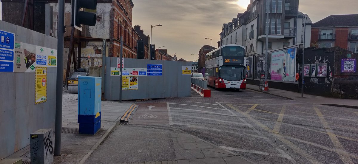 We have contacted <a href="/corkcitycouncil/">Cork City Council</a> and the <a href="/TheHSA/">Health and Safety Authority</a> regarding the removal of the footpath and contra flow cycle lane on Washington St.

<a href="/PedestrianCork/">Pedestrian Cork</a>