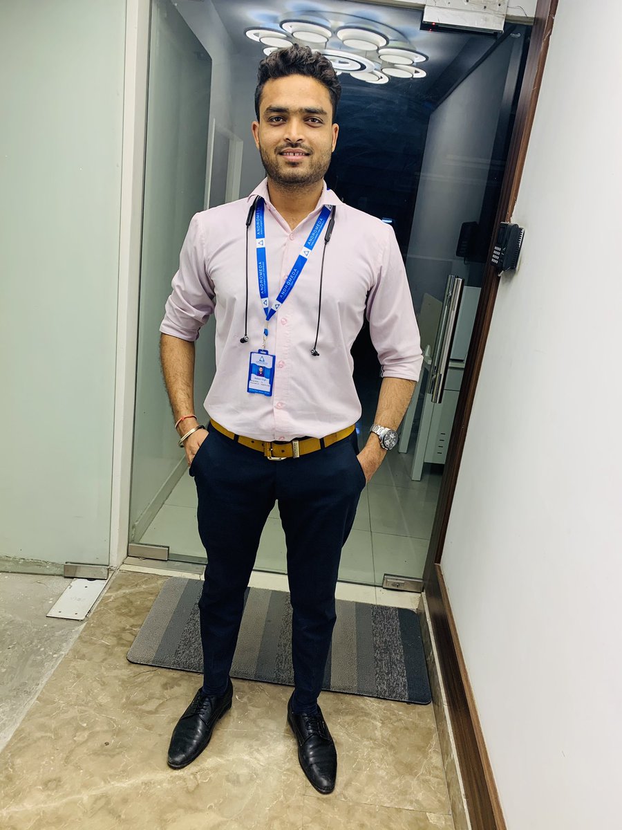 BablooNagoda's tweet image. Clothes Don’t Make the Man,
But they can make the Man Look Great ❤️
#OfficialLook🤫