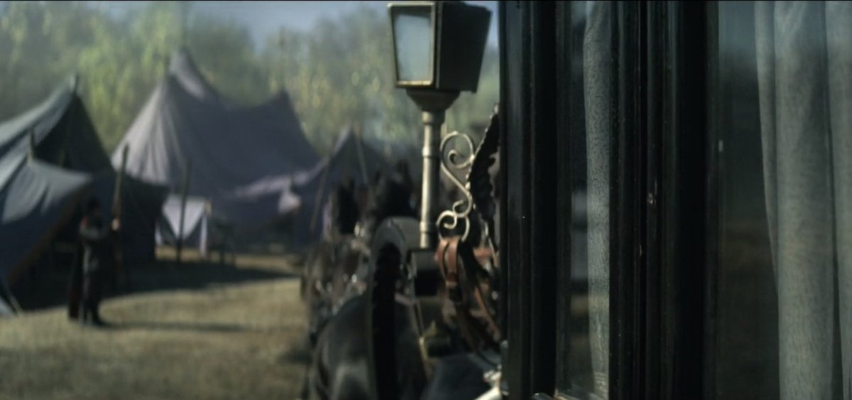  #sab I like how they introduce the Darkling's carriage by focusing on an unlit lamp. That's such a neat, subtle detail, I wonder if we will only see it lit once Alina is inside...?