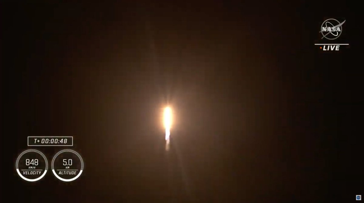 SPACEdotcom's tweet photo. Liftoff of the Crew-2 mission, carrying four astronauts to the International Space Station!

#LaunchAmerica #Crew2  #SpaceX #Dragon https://t.co/aYFscHQvqu