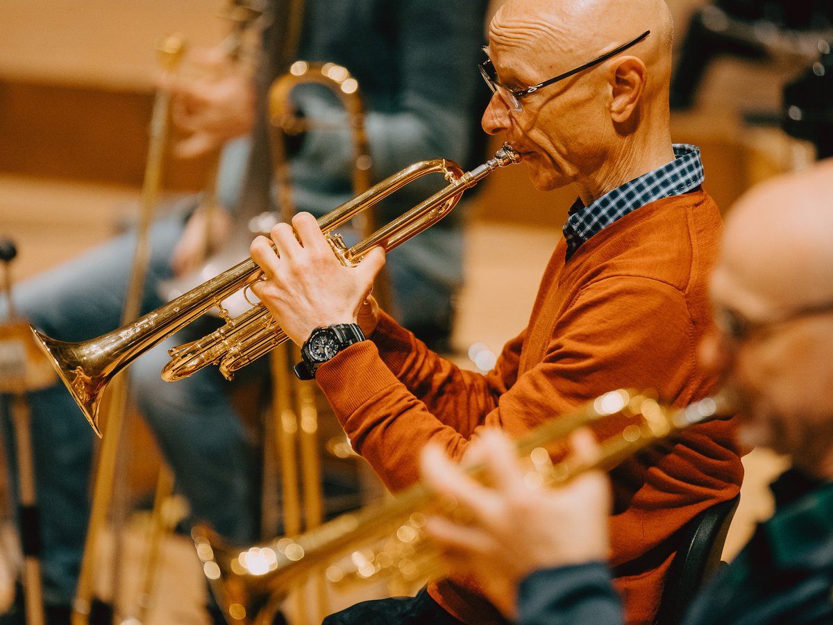 Some impressions from our rehearsal with Herbert Blomstedt. The programme includes works of Schubert &amp; Berwald. Watch tonight, 5 pm (CET) on facebook or our website.