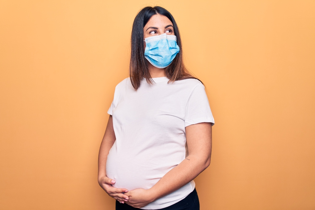 A study of more than 2,100 pregnant women across 18 countries worldwide has revealed that COVID-19 is associated with a higher risk of severe maternal and newborn complications than previously recognised.

Read more about the <a href="/Ox_wrh/">Nuffield Dept of Women's & Reproductive Health</a> INTERCOVID study here: wrh.ox.ac.uk/news/research-…