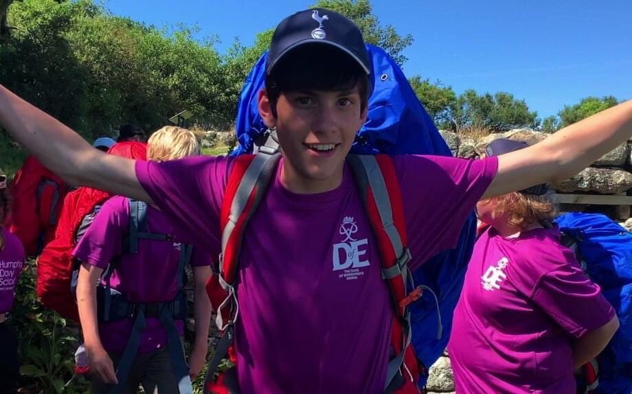 Happy Friday everyone! 

With the summer term now underway, what a glorious day for our first Duke of Edinburgh practice expedition since lockdown!  Have a great day Year 10! We look forward to seeing the photos of your adventure!