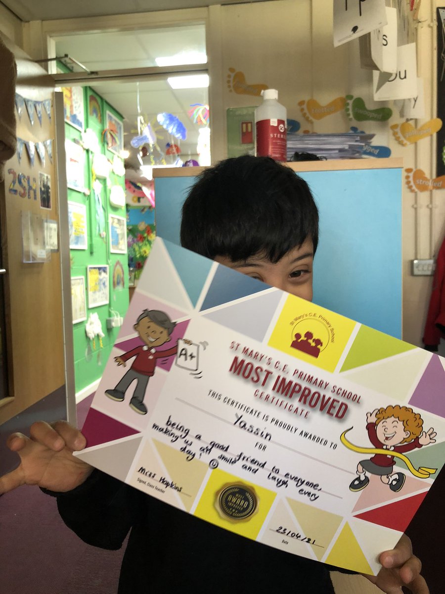 Shopkinsstmarys's tweet photo. Proud of our star of the week! ⭐️ @StMarysMossSide https://t.co/r0dvDB8uVg