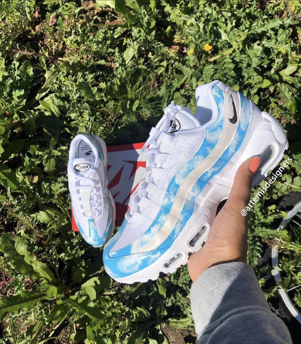 artemisdesignrs's tweet photo. Air max 95 'cloudy' ⛅️ now available on our website https://t.co/4DRRmECR0J https://t.co/HnHTmR9ss7