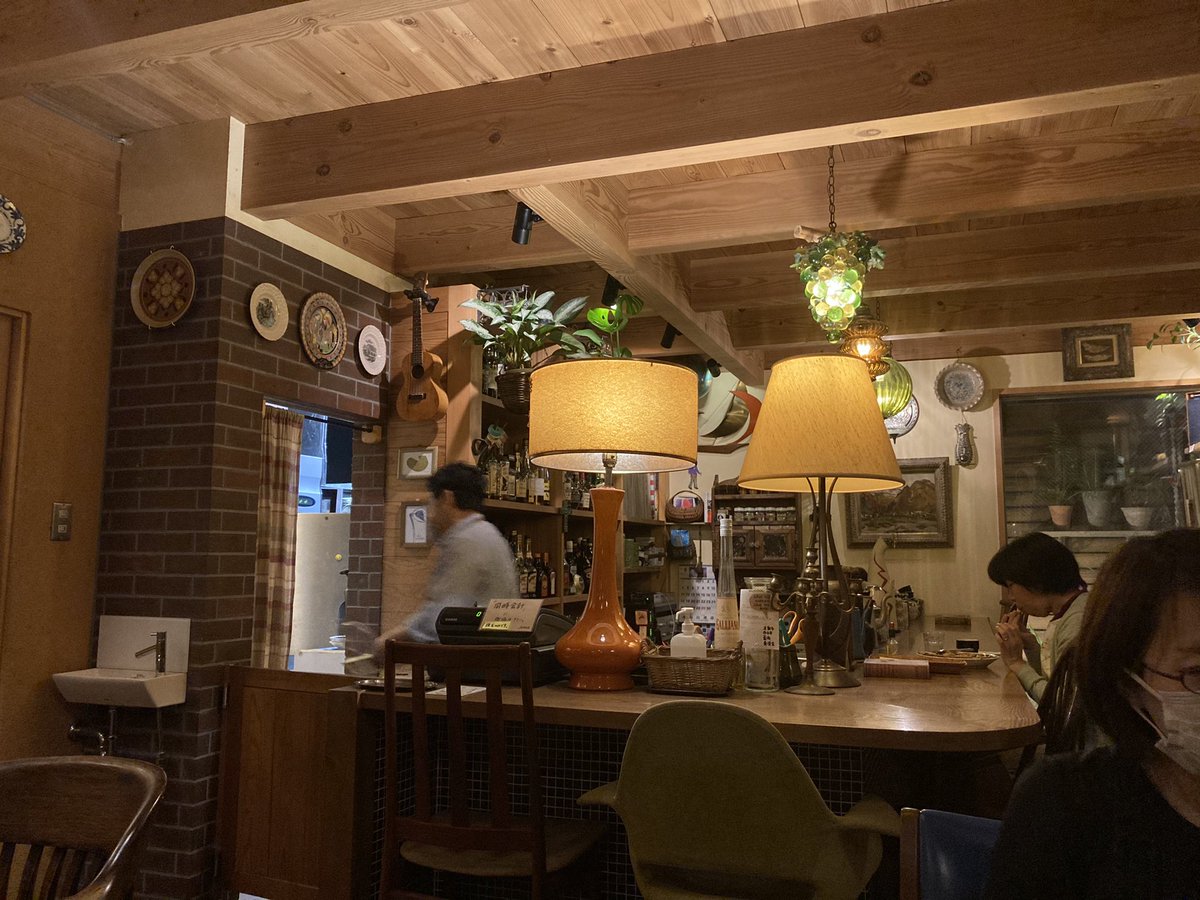 冨岡慶正 V Twitter 夜カフェしてます すごいオシャンティすぎて場違い感がある 夜カフェ