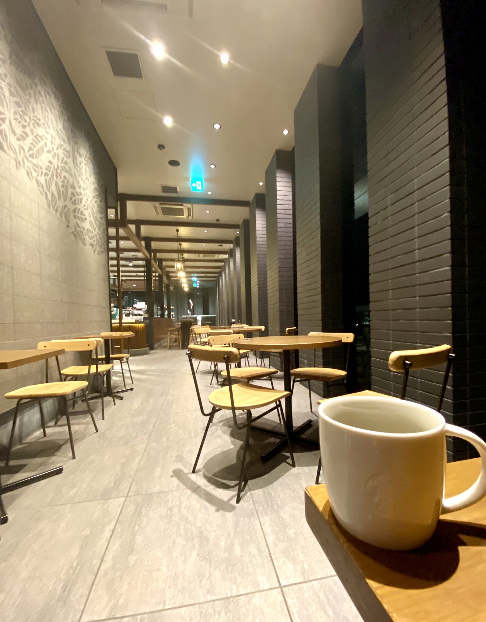 夜のスターバックス Twitter Search Twitter