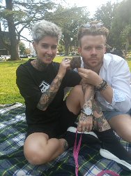 WombatMaloquei1's tweet photo. I'm back to my fanclub😎 #wombatlife #australia #melbourne #botanicalgardens #naughty #picnic #wombat #Brazilian https://t.co/RJFSl39mo0 https://t.co/tchNjOkUln
