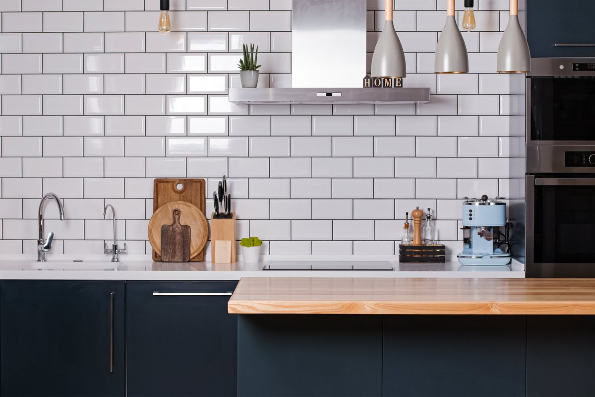 If you're planning on extending your kitchen there's a lot to think about, not just what style of cabinets you're going to buy. This great article highlights 5 key things to consider when expanding your kitchen
ukconstructionblog.co.uk/2021/03/05/top…
#KitchenExtension #ExtensionSpecialist