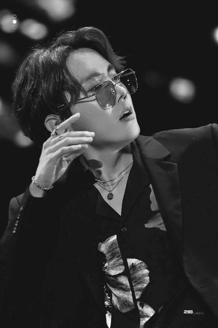 j-hope  #BTSARMY  #BestFanArmy  #iHeartAwards  @BTS_twt