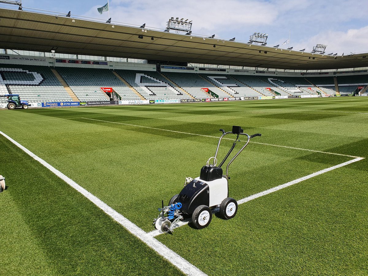 Big thanks to <a href="/chrisralph83/">Chris Ralph</a> and <a href="/finnyduck/">Martin Bird</a> for these fantastic photos of @Only1Argyle pitch. Marked with Droo earlier on this week whilst demoing our latest machine innovation.