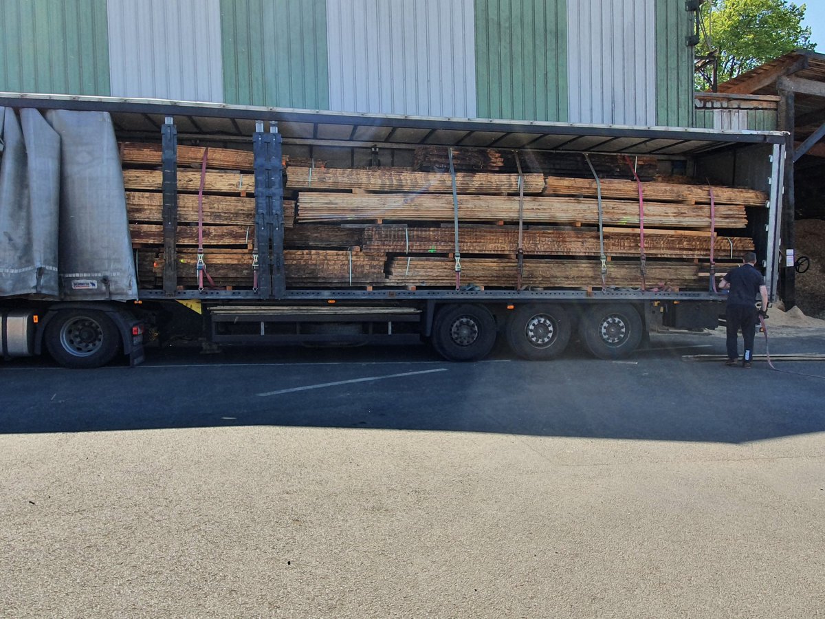 #oak #boules from our #normandy #sawmill on their way to the UK #choosefrance