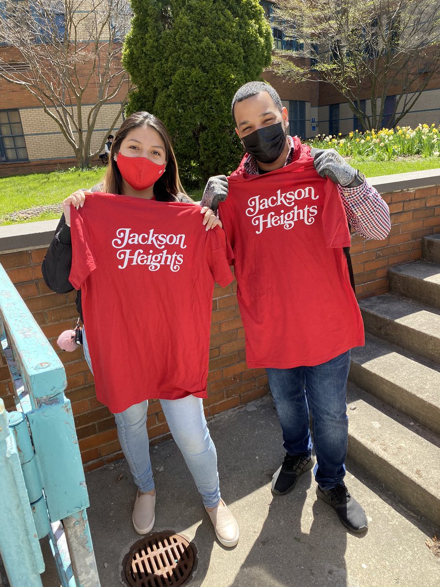 Earth Day 🌎 part2!!! Enjoyed spending time in the Washington Heights Community @P.S.48 Michael J Buczek Elementary school!! Thank you for the warm welcome!! From Jackson Heights to THE Heights!! #JHFam #Earthday #DoyourPart <a href="/MannyTGT28/">Emmanuel Valverde</a> <a href="/JackieP_97/">Jackelin Palaquibay</a>