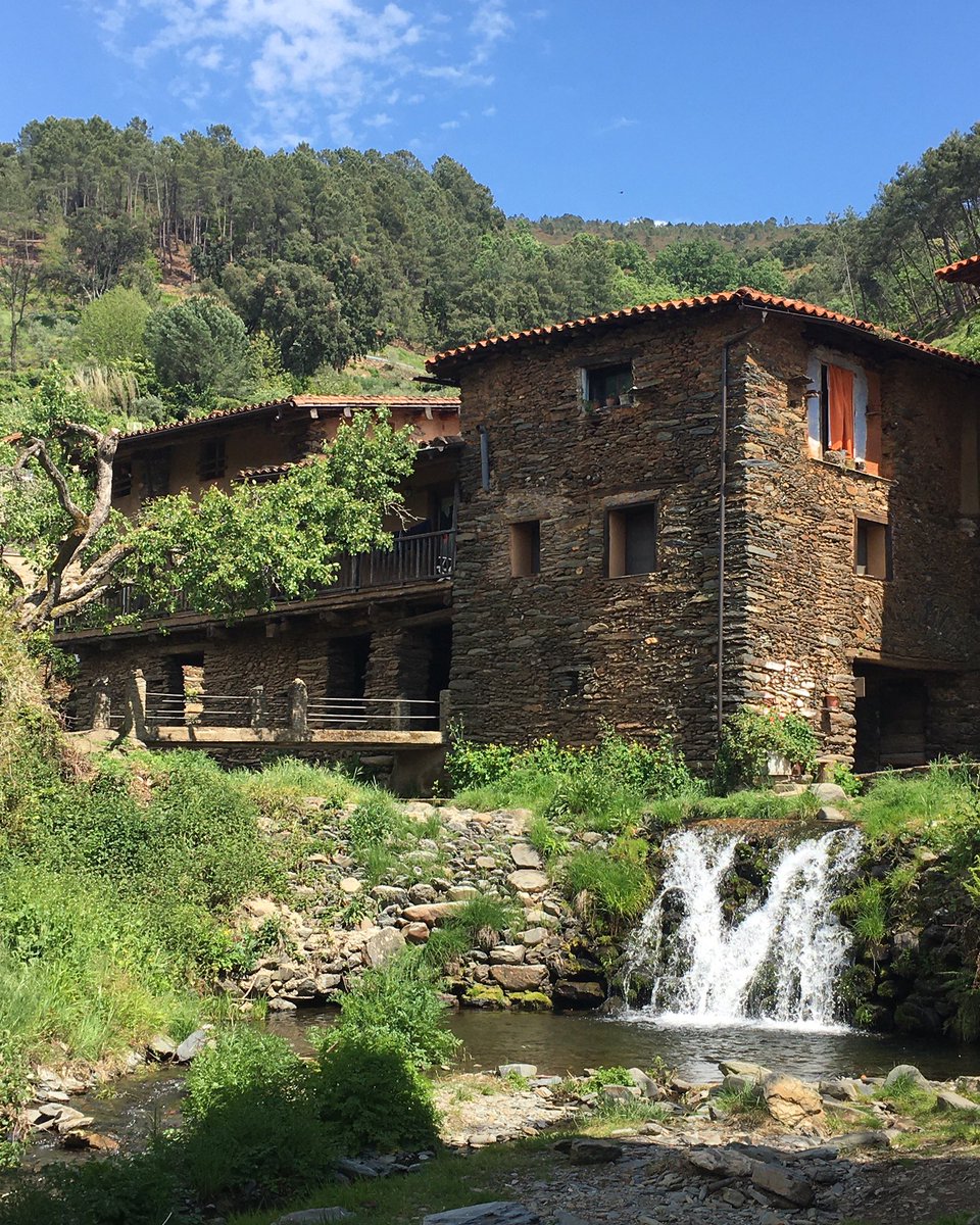 mariapani6's tweet image. #descubriendo #RobledillodeGata ♥️