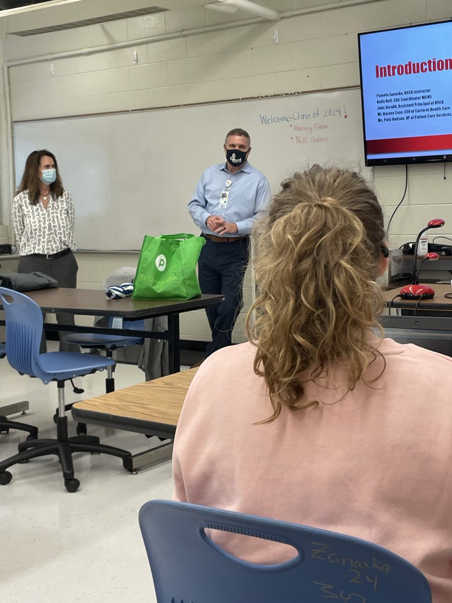 CCPSMSCDC's tweet image. Thank you to @CarteretHealth for coming to speak to Ss interested in @wcpatriots Health Science Career Academy!!! Community partnerships are helping to support our Ss &amp;amp; make them Career Ready!