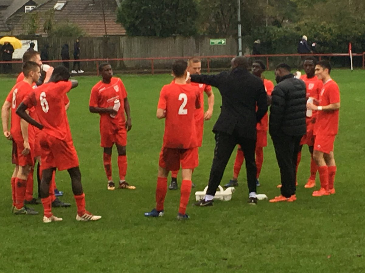 Good luck to @LeightonTownFC and @FHFC1907 in the FA Vase Fifth Round tomorrow. Can @MarcusRicco77 guide The Heathens to the last 8 for the first time in the club’s history and @joesweeney4 make it two in a row for Town?