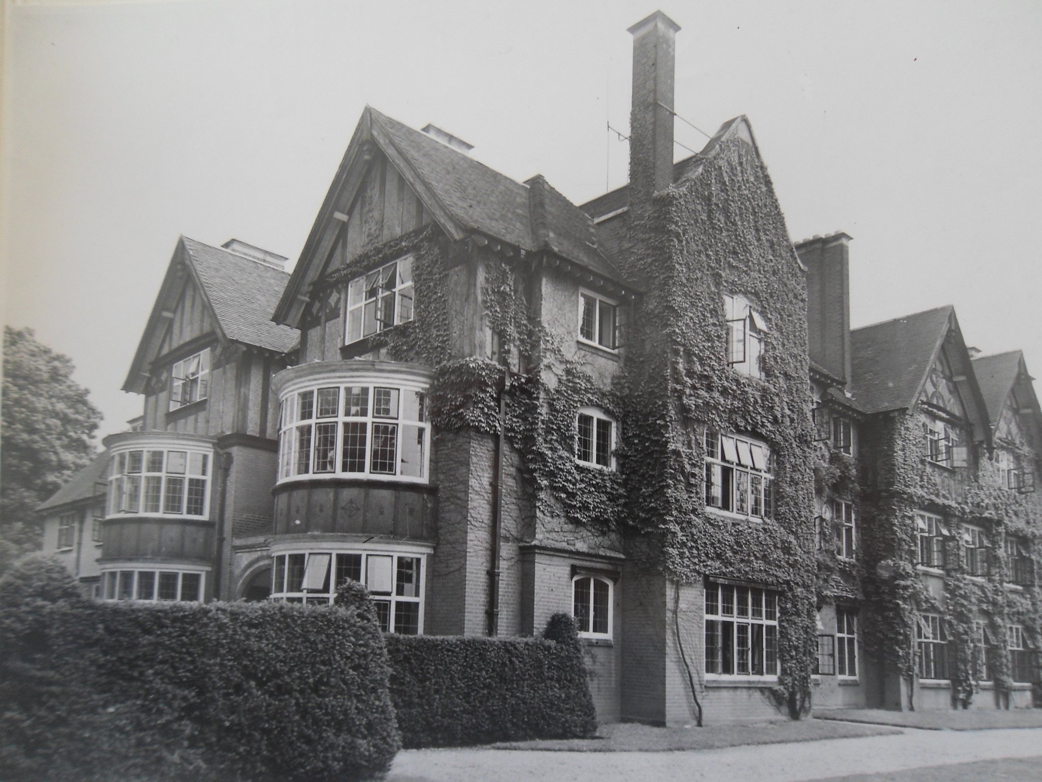 Reed's School Cobham on Twitter "The history of how Reed’s School came