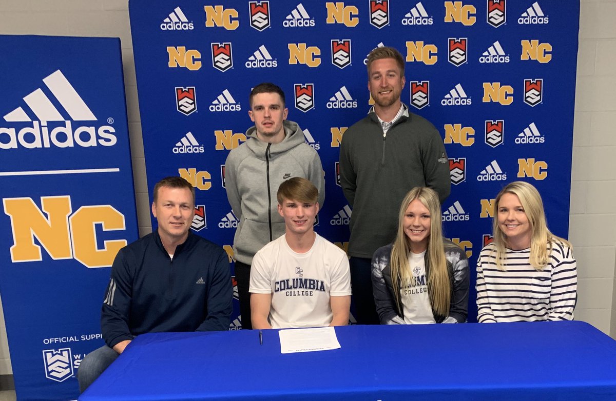 🏀BBB:
North County’s Kyle Conkright signs to play at Columbia College.
<a href="/STLhssports/">STLhighschoolsports</a> @Raiderad10 @JimmyPncbball <a href="/ncpep/">nc student section</a> <a href="/kyleconk22/">Kyle Conkright</a> <a href="/cougarmbb/">Columbia College 🏀</a>
