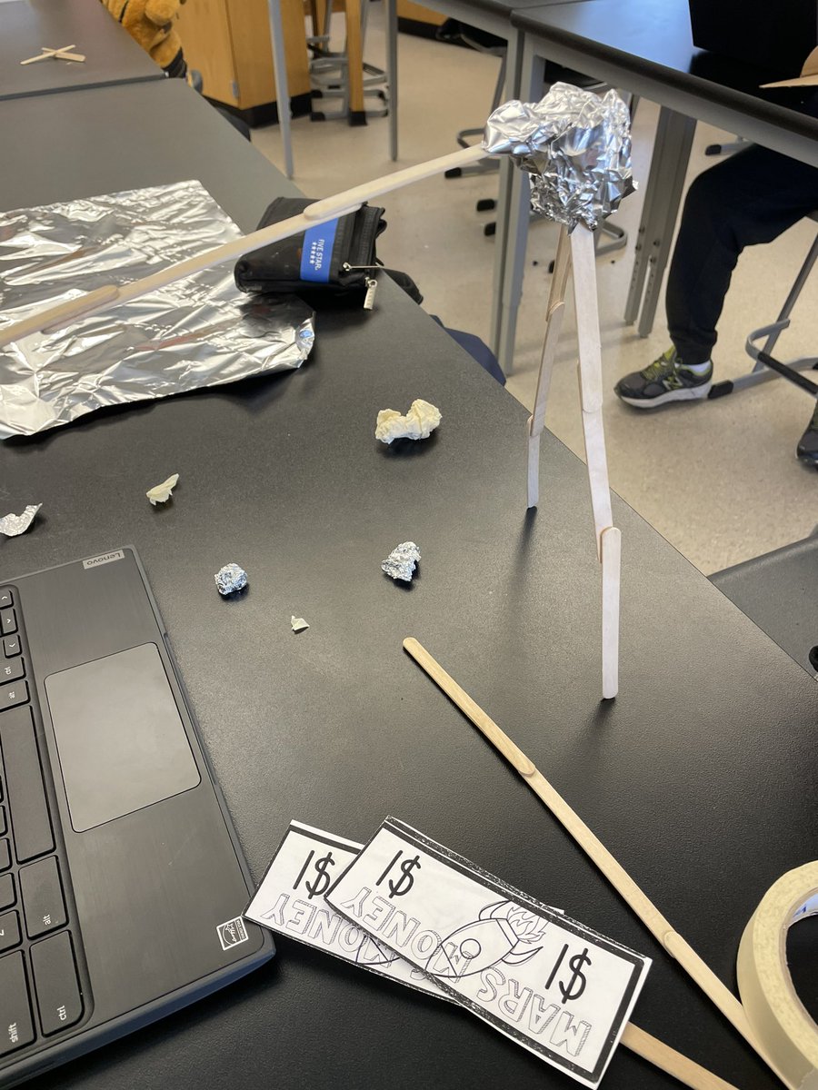 TeachDanceGB's tweet photo. @GordonBellHigh 7/8 students Building shelters in our @MarsPatel challenge! 

#teacher #studentsatwork #education https://t.co/2J68LGoxMr