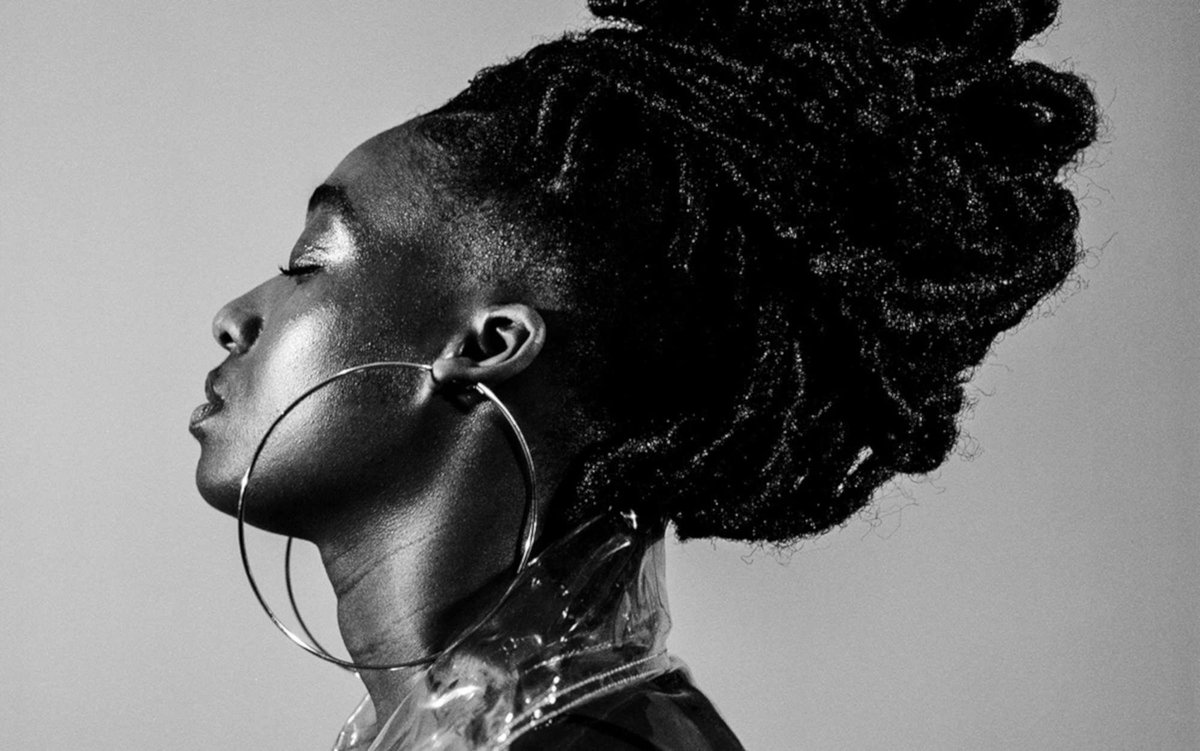 Introvert Little Simz. Hella track.  <a href="/LittleSimz/">Little Simz</a> fuuuucccck gal, big love BIG LOVE