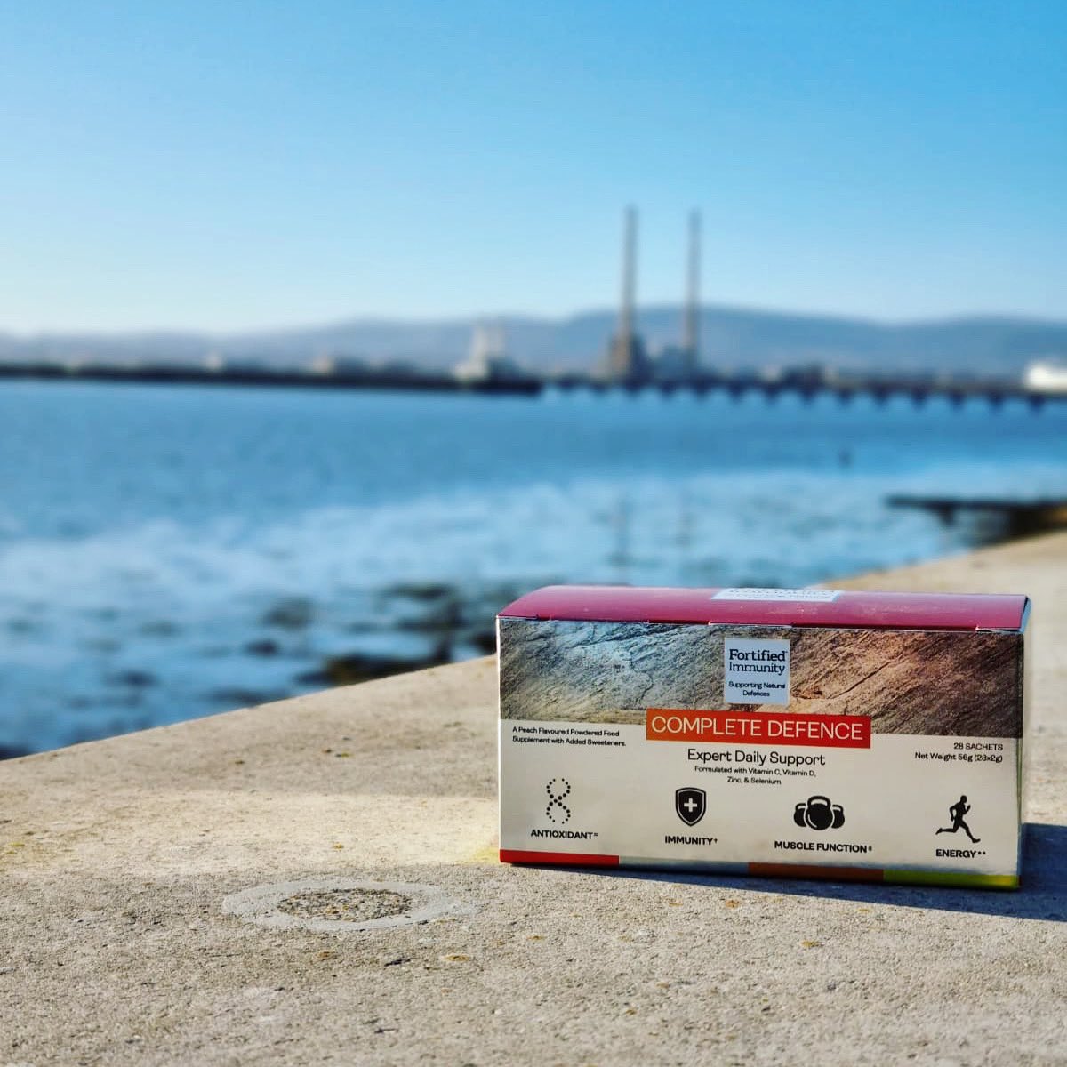 everybody_ie's tweet photo. Blue skies here in Dublin today - a beautiful day for a refreshing Complete Defence sachet!

Complete Defence has a delicious, yet subtle, peach flavour 🍑

#immunesystem #VitaminD https://t.co/bhDB45FjtQ