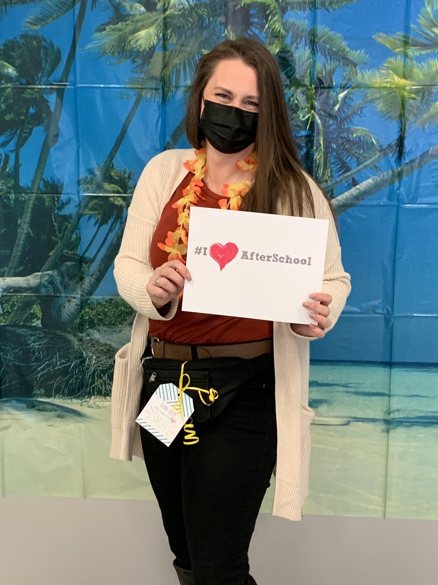 ISDKidsSafari's tweet photo. We ❤️ AfterSchool!! Thankful for our Kids’ Safari team!! #HeartOfAfterschool https://t.co/PAkrXkkyLZ