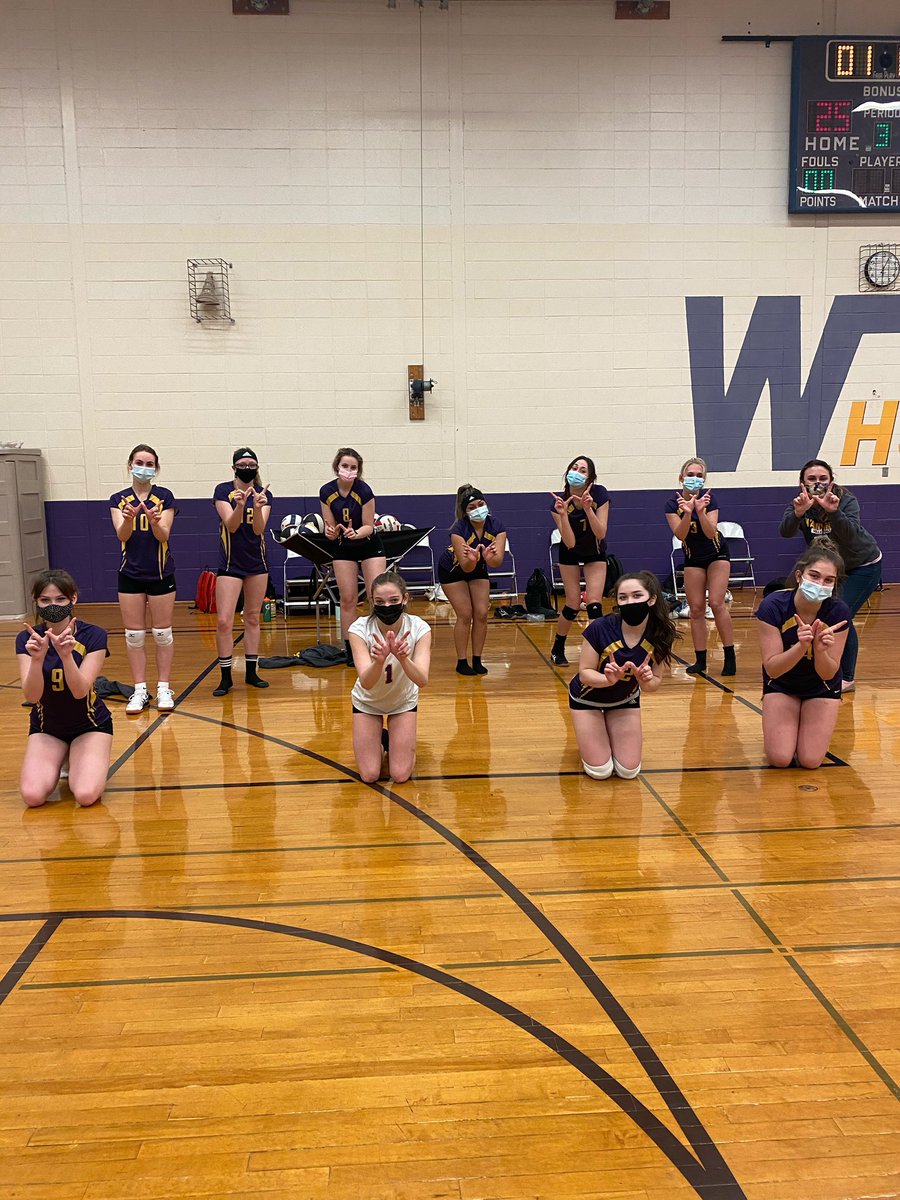 morganj2722's tweet photo. Took a dub against grant lasts night for our last game! We had so much fun and made the best out of this season!@GoWHSAthletics @Mrs_Yost8 @srta_arend @KAOPatterson118 @sarah_kawa @GoWHSVolleyball https://t.co/dFXCfKvPdp