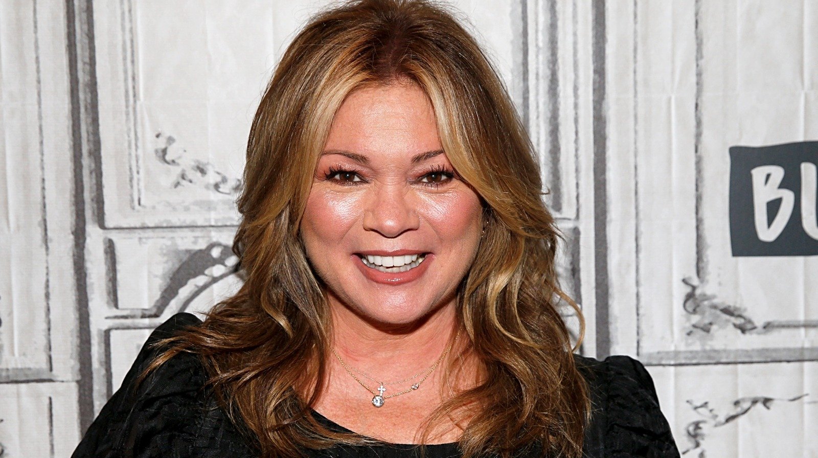 Happy birthday to Valerie Bertinelli! Enjoy the day 