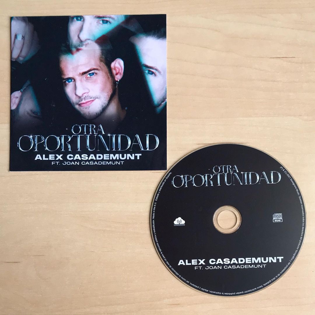 OtEnsenand's tweet photo. OT1 - Alex Casademunt - Single - Otra oportunidad (FanMade) single póstumo @alex_casad @AlexCFanClub @CasademuntJ #alexcasademunt #alex #casademunt #operaciontriunfo #ot #operaciontriunfo1 #ot1 #operacion #triunfo #otraoportunidad #otra #oportunidad #postumo @SonograndMusic https://t.co/Id8JHEWHR4