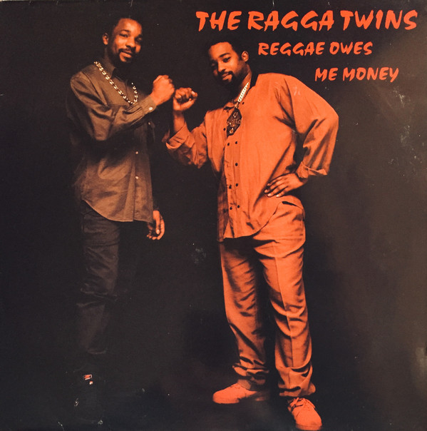 The following year the Humpty beat crossed the Atlantic when East London rave legends Shut Up & Dance sampled it for my muckas The Ragga Twins and their hip hop dancehall crossover tune Juggling. Here it is on the Peel session they recorded in May '91 