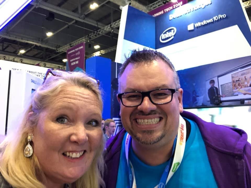 @Taralson @Flipgrid When a mentor becomes a friend is amazing.....its awesome when you get to present and share your passion and story together!
My @Flipgrid origin story started with meeting the wonderful @kerszi at BETT - so thankful for her!

#FlipgirdForAll #MetAtBETT