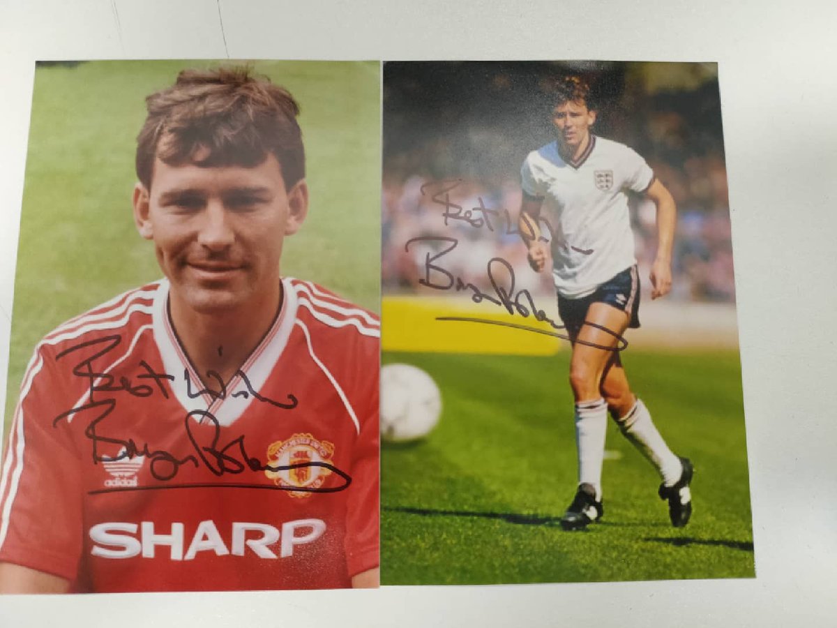 Today I received this private address success from former @ManUtd and @England captain @bryanrobson Robbo was my dad's all time favourite player and I am honoured to have this in my collection. Thank you so much Bryan. You have no idea how much this means to me.