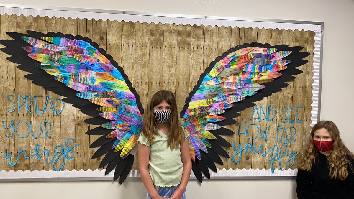 les_dsc's tweet photo. Spread your wings &amp; see how far you fly! Beautiful 3rd grade display! https://t.co/UeLpAv5irr