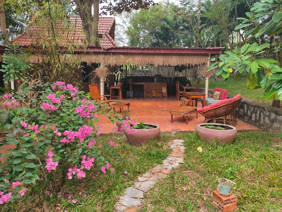 AsiaTop80's tweet photo. Congratulations to 'BACKYARD CAFE & BREAD' For winning the Top80 Cafes | Cambodia
See all winners here https://t.co/lzcFOHcNIy
#asiatop80 #top80list #cambodia #kepbackyardbread #backyardcafe #hospitality #award #bestcafes #cafestagram #cafes #coffeetime #coffeeshop https://t.co/zEMTtPt66c