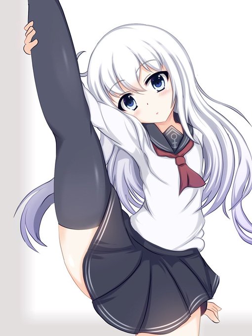 「school uniform standing split」 illustration images(Latest)