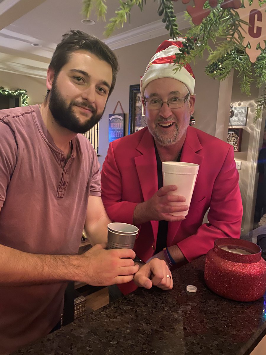 AngelaSims6's tweet photo. Happy Birthday to my Grillin’, Chillin’ and Fun-lovin’ Brother from another Mother! Hope your day is spent doing all of your favorite things! 🎉🎉🎉 https://t.co/I9pOfJgLvb