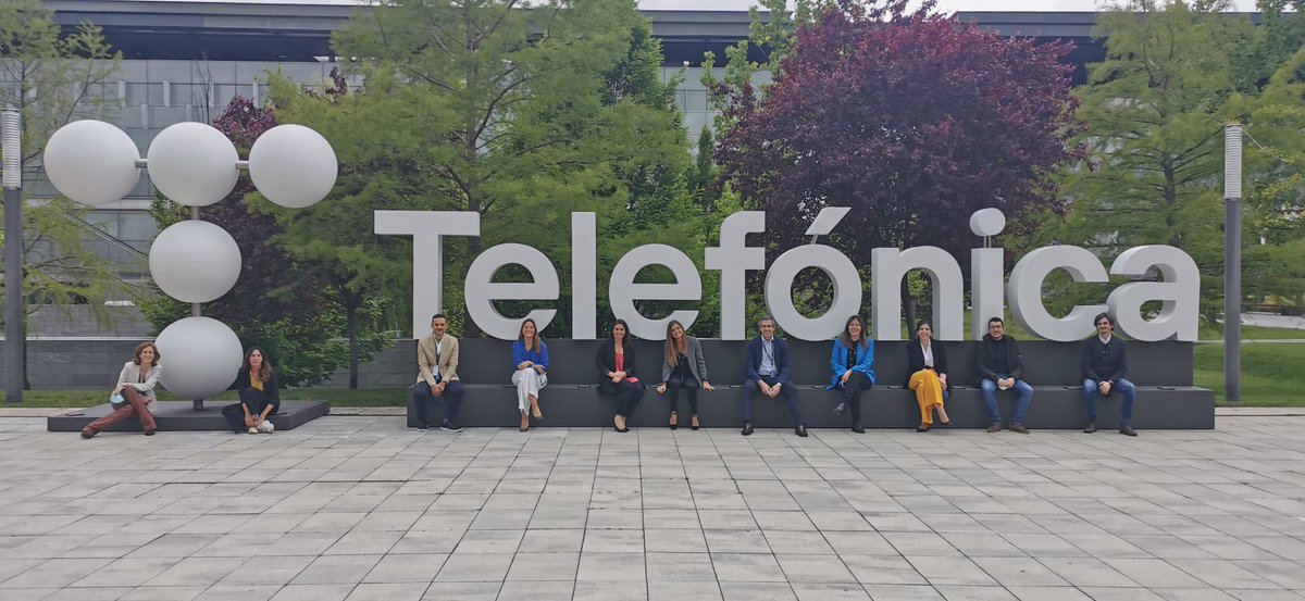 Distrito <a href="/Telefonica/">Telefónica</a> ya luce con el nuevo logo 📞

#NuevaTelefonica #SomosTelefonica