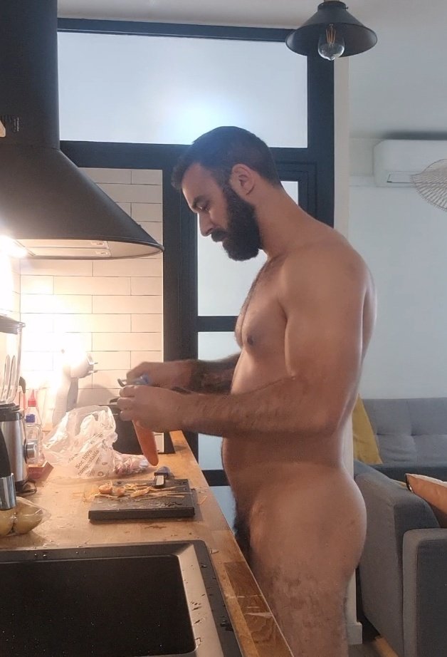 Cooking vegetable soup... 😊😊😊. On my onlyfans there is a new video for u today... onlyfans.com/xaviduarnxxx