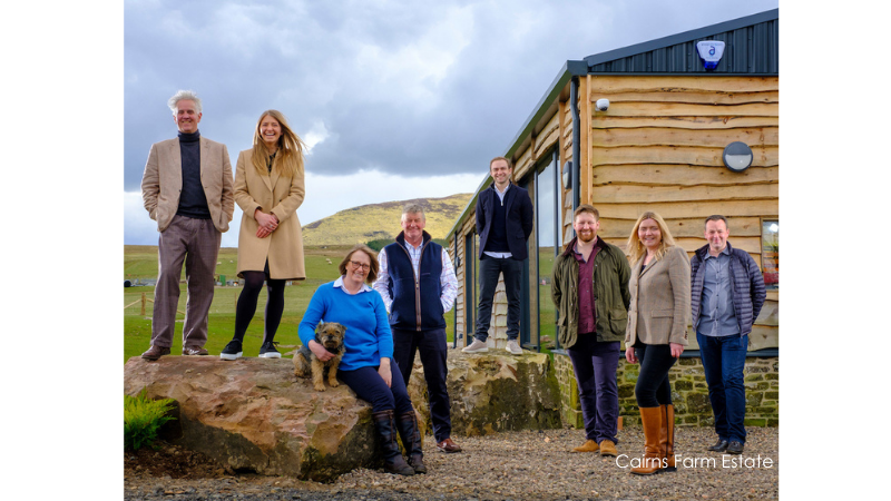 ScotAgritourism's tweet photo. In this week's enews 
🔹Re-scheduled meeting for members
🔹@Arbikie launches world’s first ‘climate positive’ gin in Germany 
🔹Farm to Table opens new farm shop with no packaging
🔹Cairns Farm Estate new wedding venue
🔹Meet Sascha our Perthshire Leader

https://t.co/OnRFXG7GHg https://t.co/5pixYjZL3t