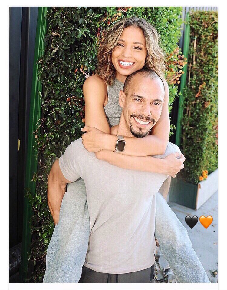destinyaib's tweet photo. Happy Friday/ early weekend!π₯³
#FBF to one of my FAVORITE pics of @_Brytni & @BrytonEjames that appeared in #SoapsInDepth (when they had a magazine)!π₯°π€π§‘π₯° #BrytSq #Elena #Devon #Elevon #ReuniteElevon #YR @YandR_CBS @YRInsider @CBSDaytime @CBS https://t.co/ukix7VFyZe