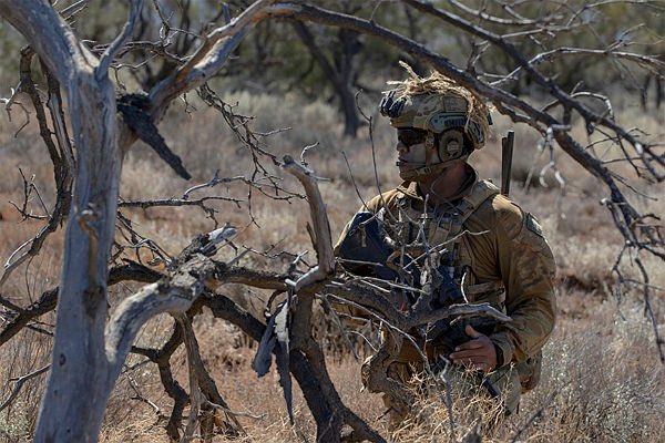 1st Brigade units from North and South were training together last month in South Australia for Exercise Maroon Dawn. 7 RAR, 1 CER, 8/12 Regt and 1 CSSB refined their warfighting skills during the activity. Watch the video at youtu.be/R8huZhWmRyM