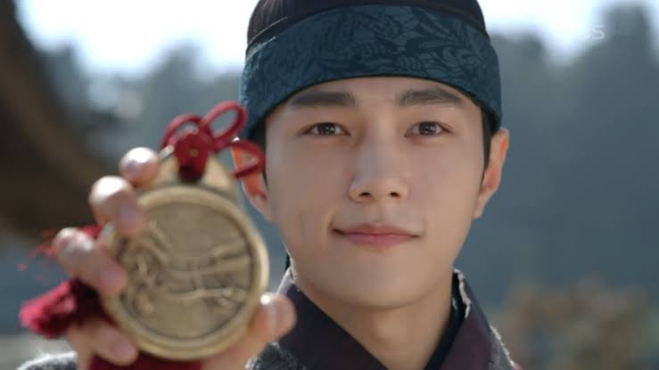 yoohopegum's tweet photo. 📺 INDICAÇÃO DE DORAMA 

#secretRoyalAgent 
Disponível no @MagicFansub

Sinopse: 
Passado na era da dinastia Joseon, a série gira em torno de Sung Yi-gyum ( Kim Myung-soo ), um artilheiro de exames estaduais que trabalha no departamento administrativo e de pesquisa do+ https://t.co/HUX00kUJv7